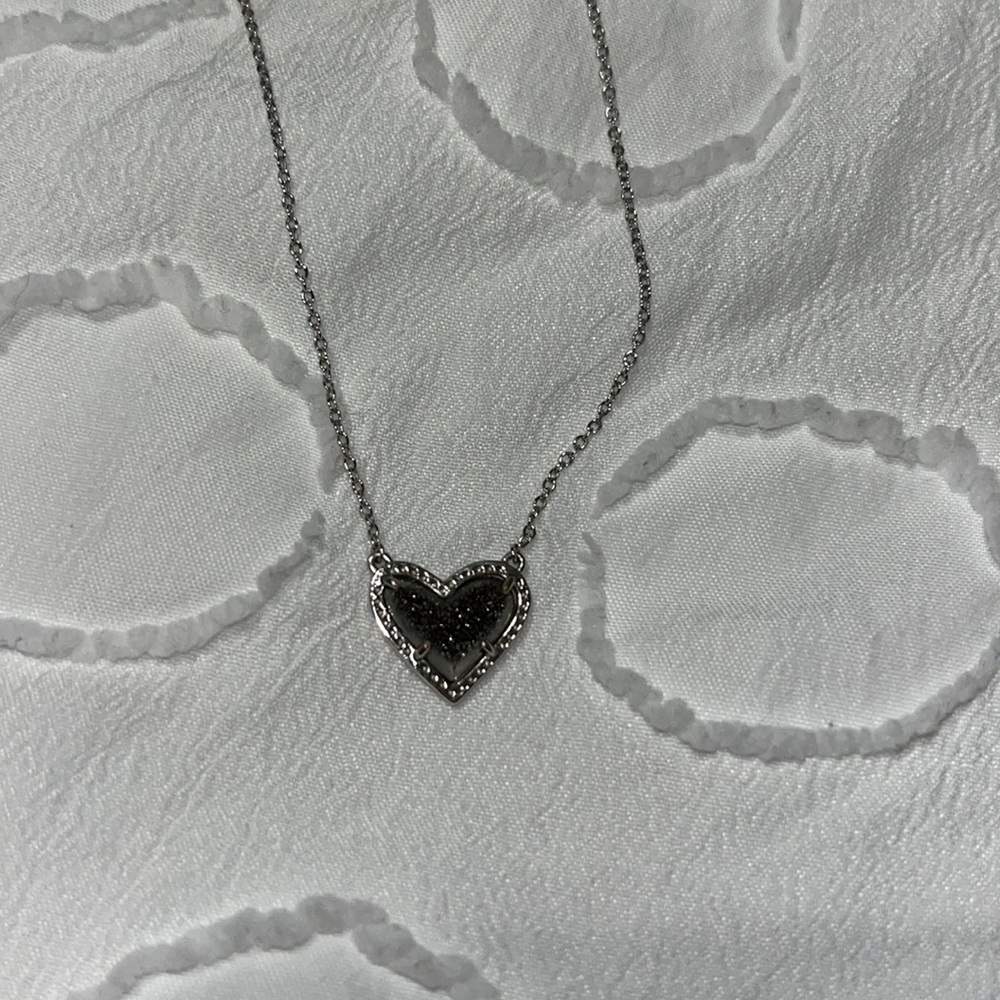 Kendra Scott Heart Necklace